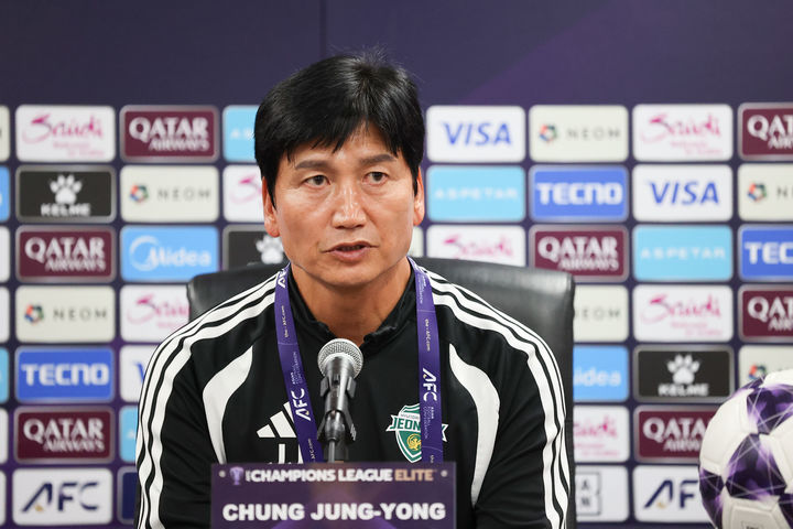 [서울=뉴시스] 프로축구 K리그1 전북 현대의 정정용 감독. (사진=전북 현대 제공) *재판매 및 DB 금지