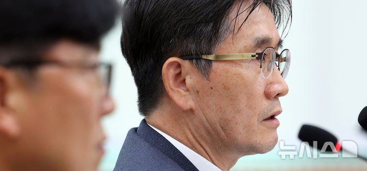 [서울=뉴시스] 고범준 기자 = 오동운 고위공직자범죄수사처장이 13일 서울 여의도 국회에서 열린 법제사법위원회 국정감사(고위공직자범죄수사처)에서 의원 질의에 답변하고 있다. 2026.10.13. bjko@newsis.com