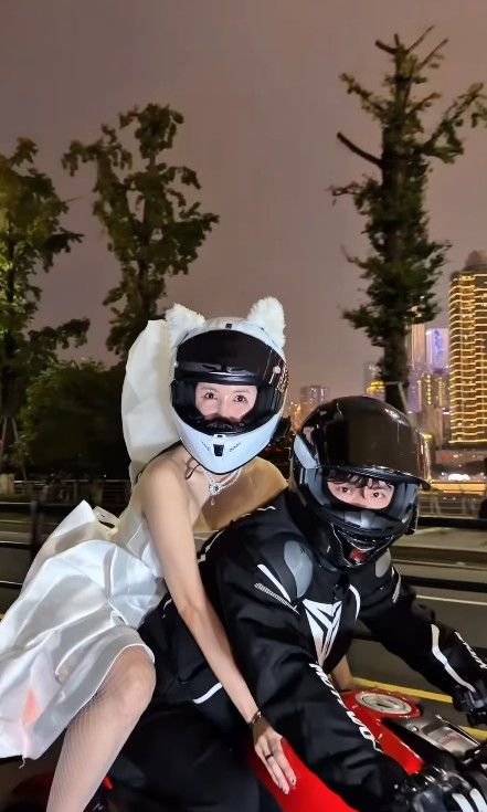 [서울=뉴시스] 장영란이 중국 충칭 릴스에 도전한 모습이다. (사진= 장영란 SNS 캡처) 2026.10.14. photo@newsis.com *재판매 및 DB 금지