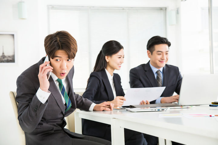 [서울=뉴시스] 회사 사무실에 어머니가 찾아와 신입사원과 식사할 수 있도록 해달라고 요청했다는 사연이 전해져 온라인에서 화제가 되고 있다. (사진출처=유토이미지) *재판매 및 DB 금지