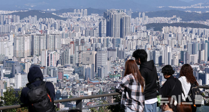 10.15 부동산 대책 1년, 아파트 매매 가격 10%이상, 전셋값도 10%가까이 상승