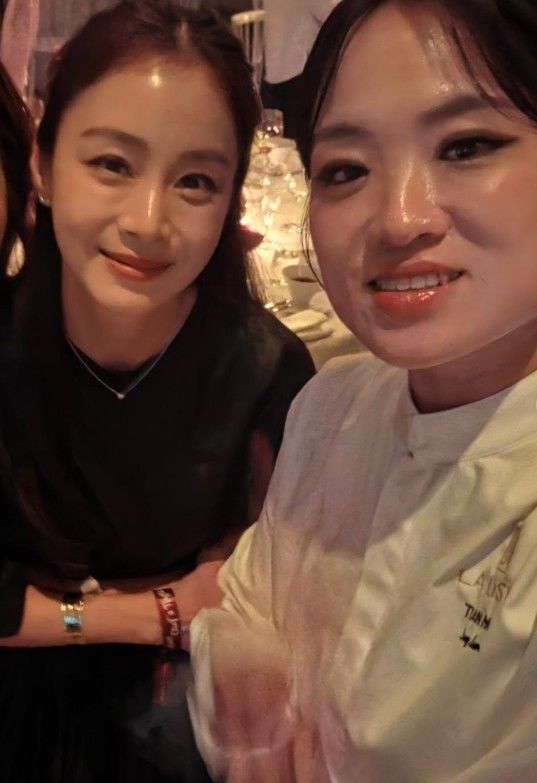 [서울=뉴시스] 정지선과 김태희가 셀카를 찍은 모습이다. (사진= 정지선 SNS 캡처) 2026.10.14. photo@newsis.com *재판매 및 DB 금지