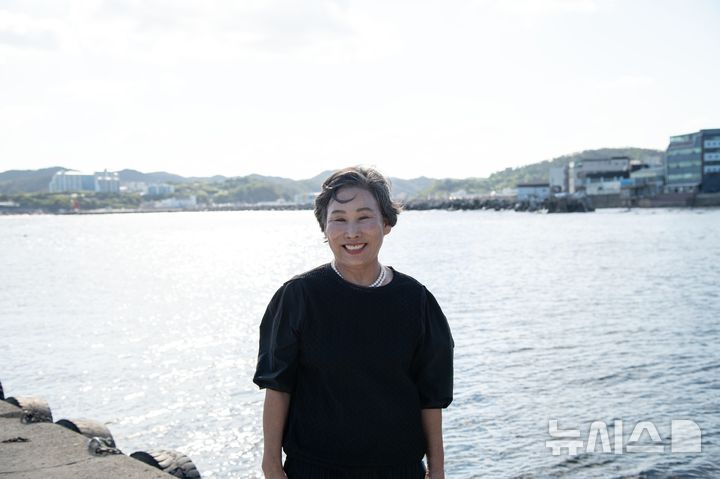 [서울=뉴시스] 성정희 구룡포 어촌계장.