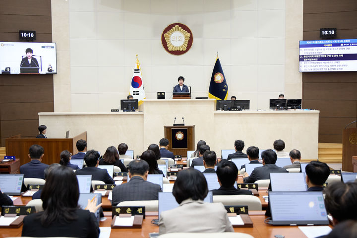 [용인=뉴시스] 용인시의회 제307회 임시회 제2차 본회의(사진=용인시의회 제공) 2026. 10. 15. photo@newsis.com *재판매 및 DB 금지