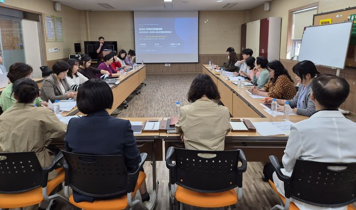 [창녕=뉴시스] 안지율 기자 = 제9기 지역보건의료계획 수립단 회의를 진행하고 있다. (사진= 창녕군 제공) 2026.10.15. photo@newsis.com *재판매 및 DB 금지