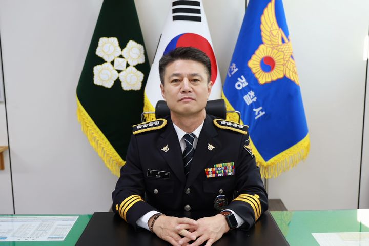 [합천=뉴시스] 제80대 안형배 합천경찰서장. (사진=합천경찰서 제공) 2026.10.15. photo@newsis.com *재판매 및 DB 금지