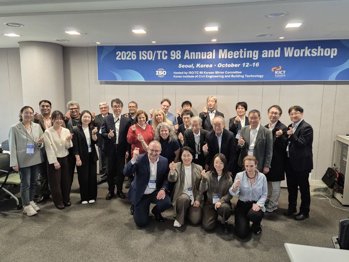 [서울=뉴시스] 2026 ISOTC 98(구조설계) 총회 및 워크샵 단체사진. (제공=건설연) 2026.10.16. photo@newsis.com *재판매 및 DB 금지