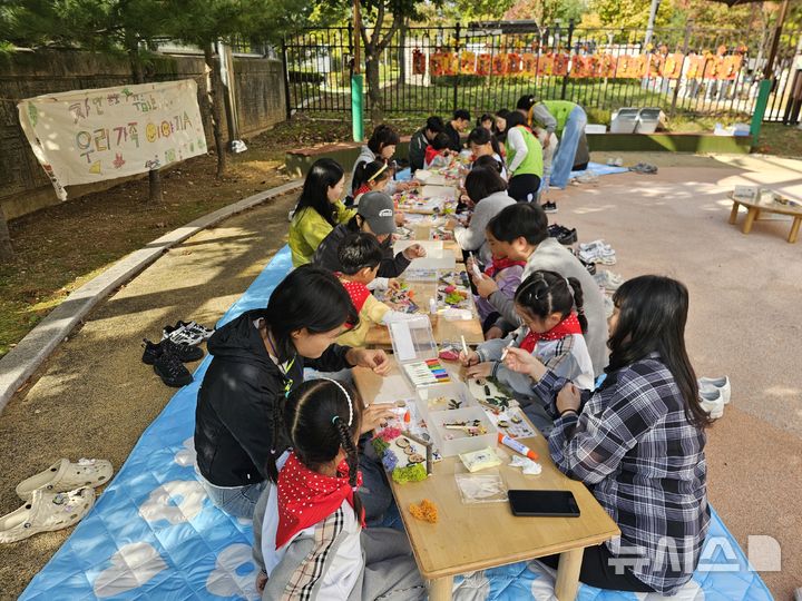 [평택=뉴시스] 평택고덕유치원, 'PLAY-RAS 축제' 모습 (사진=평택교육지원청 제공) 2026.10.16.photo@newsis.com