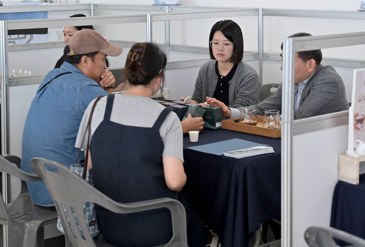 [전남광주=뉴시스] 국제농업박람회 사무국, 박람회 참가기업 수출상담회. (사진=국제농업박람회 사무국 제공). photo@newsis.com *재판매 및 DB 금지