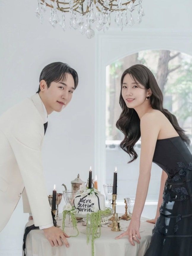 엄지민 앵커·정우철 도슨트 오늘 결혼 "행복하게 살자"