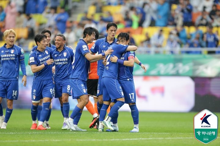 [서울=뉴시스] 프로축구 K리그2 수원삼성의 강현묵. (사진=한국프로축구연맹 제공) 2026.10.18. photo@newsis.com *재판매 및 DB 금지