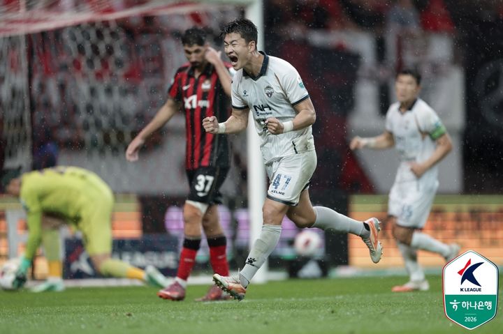[서울=뉴시스] 프로축구 K리그1 김천 상무의 이상헌. (사진=한국프로축구연맹 제공)