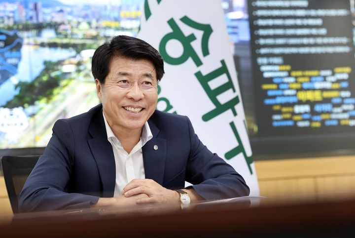 [서울=뉴시스] 서강석 구청장. (사진=송파구 제공) 2026.10.19. photo@newsis.com *재판매 및 DB 금지