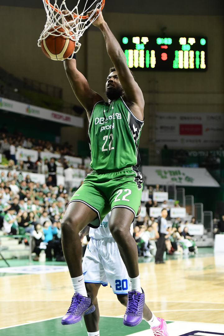 [서울=뉴시스] 프로농구 원주 DB의 레이션 해먼즈. (사진=KBL 제공)