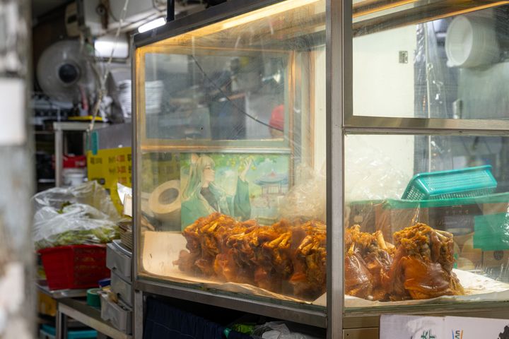 서울 마포구 ‘공덕시장’ 내 족발집의 진열대. (사진=서울관광재단) *재판매 및 DB 금지