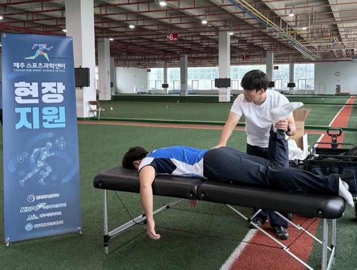 [제주=뉴시스] 제주스포츠과학센터 전국체전 현장지원 모습. (사진=제주도 제공) 2026.10.20. photo@newsis.com *재판매 및 DB 금지