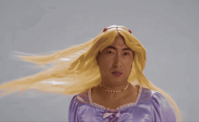 [서울=뉴시스]방송인 정준하가 박명수와 자신의 얼굴을 합성해 만든 에이투오 라이트(A2O LITE)의 '네온(NEON)' AI 안무 영상. (사진출처: 정준하 SNS 캡처)2026..10.20.