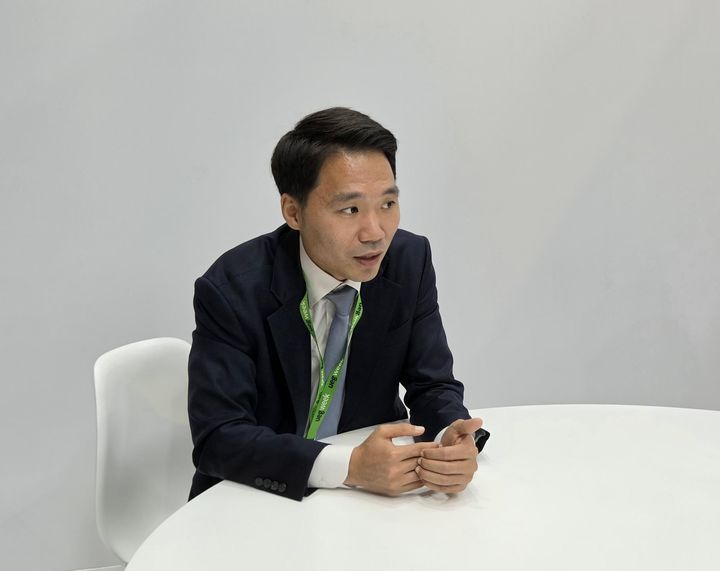 [바르셀로나=뉴시스] 황재희 기자= 하태훈 셀트리온 글로벌판매사업부 유럽본부장이 지난 17일부터 20일까지(현지시간) 스페인 바르셀로나에서 열리는 ‘2026 유럽소화기학회 연례학술대회’(United European Gastroenterology Week, 이하 UEG Week)에서 뉴시스와 만나 인터뷰 하고 있다. 2026.10.20. photo@newsis.com *재판매 및 DB 금지