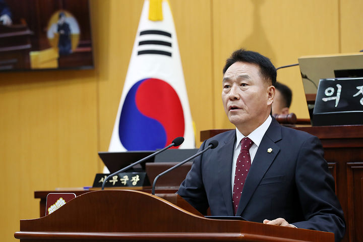 [서산=뉴시스] 서산시의회 가충순 의원이 20일 시의회 본회의장에서 5분 발언을 하고 있다. (사진=서산시의회 제공) 2026.10.20. photo@newsis.com *재판매 및 DB 금지