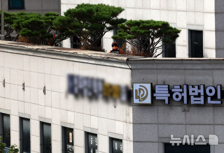 역삼 연쇄방화 사건 관련 실제 보도 이미지 18 - 20일 역삼동 연쇄 방화 현장 소방대원 촬영사진 7294