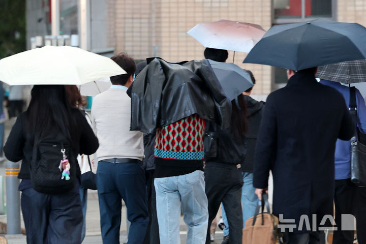 울산, 늦은 밤부터 비 '25일까지 최대 60㎜'…한낮엔 21도