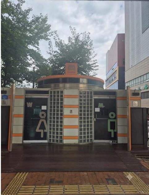 [아산=뉴시스] 아산시가 온양온천역 공중화장실 시설개선 공사를 완료했다. (사진=아산시 제공) 2026.10.23 photo@newsis.com *재판매 및 DB 금지