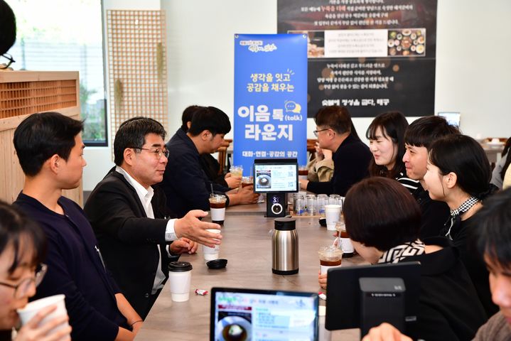  *재판매 및 DB 금지