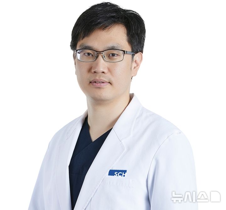 [서울=뉴시스] 윤석윤 순천향대서울병원 종양혈액내과 교수. (사진= 순천향대서울병원 제공)