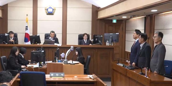 [서울=뉴시스] 23일 오후 서울 서초구 서울고등법원에서 오세훈 서울시장에 대한 '여론조사비 대납 의혹'과 관련 항소심 선고 공판이 열리고 있다. (사진=서울고법 제공) 2026.10.23. photo@newsis.com *재판매 및 DB 금지