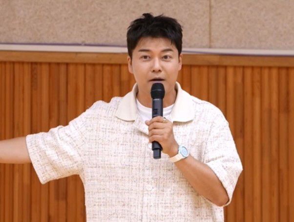 [서울=뉴시스] 방송인 전현무. (사진=KBS 제공) 2026.10.24. photo@newsis.com *재판매 및 DB 금지