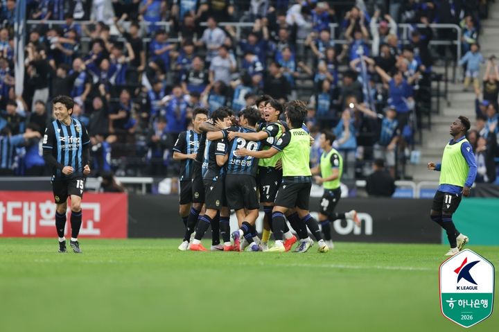 [서울=뉴시스] 하나은행 K리그1 2026 파이널A 진출에 성공한 인천 유나이티드. (사진=한국프로축구연맹 제공) *재판매 및 DB 금지