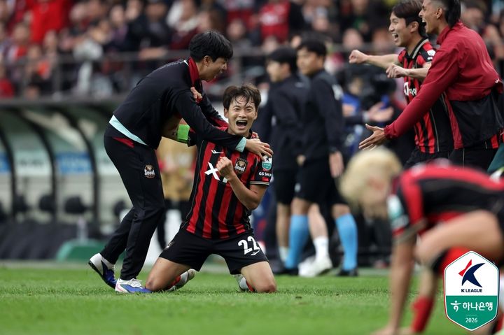 [서울=뉴시스]FC서울 주장 김진수. (사진=한국프로축구연맹 제공)