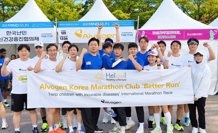 [서울=뉴시스] 알보젠코리아 임직원 20여명이 지난 17일 서울 여의도공원 문화의마당 일대에서 개최된 ‘2026 마인드런 페스티벌’(Mind Run Festival)에 참가했다. (사진=알보젠코리아 제공) 2026.10.26. photo@newsis.com *재판매 및 DB 금지