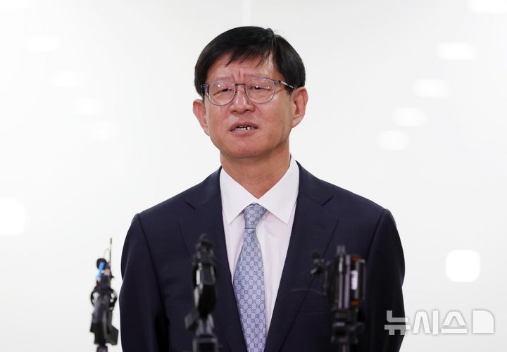 최길수 특별감찰관 "정치적 중립·업무수행 독립 끝까지 견지…두 눈 부릅뜨겠다"(종합)