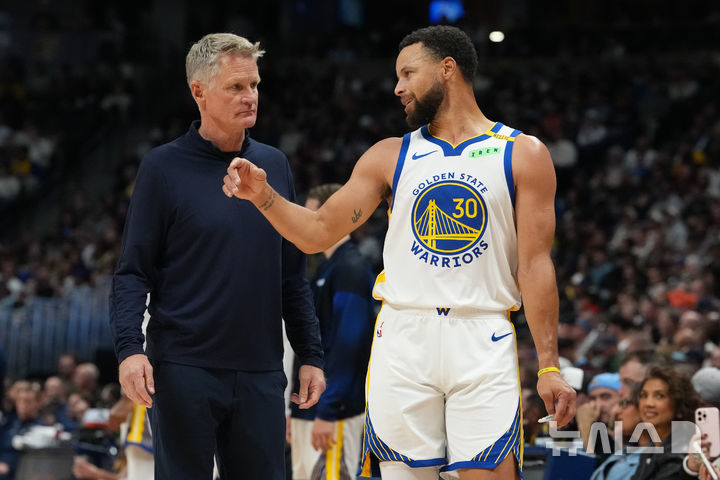 [덴버=AP/뉴시스] 미국프로농구(NBA) 골든스테이트 워리어스의 스테픈 커리. 2026.10.27