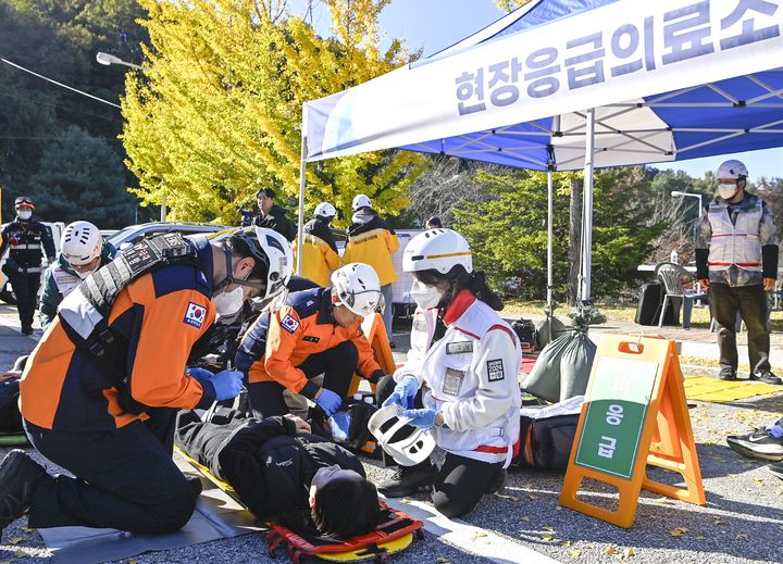 [원주=뉴시스] '2026년 재난대응 안전한국훈련' 모습. (사진=원주시 제공) 2026.10.27. photo@newsis.com *재판매 및 DB 금지
