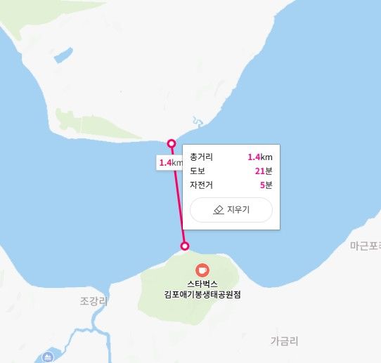 [서울=뉴시스] 김포 애기봉 스타벅스에서 한강 너머 북한의 가장 가까운 지점까지의 거리는 1.4km로 온라인에서 떠도는 사진처럼 북한 자주포가 가깝게 보이는 것은 조작일 가능성이 높다는 전문가의 분석이다. 사진 네이버 지도 *재판매 및 DB 금지