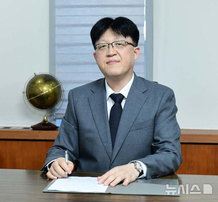 [창원=뉴시스]27일 취임식을 가진 유진수 STX엔진 제10대 대표이사 사장.(사진=STX엔진 제공) 2026.10.27. photo@newsis.com