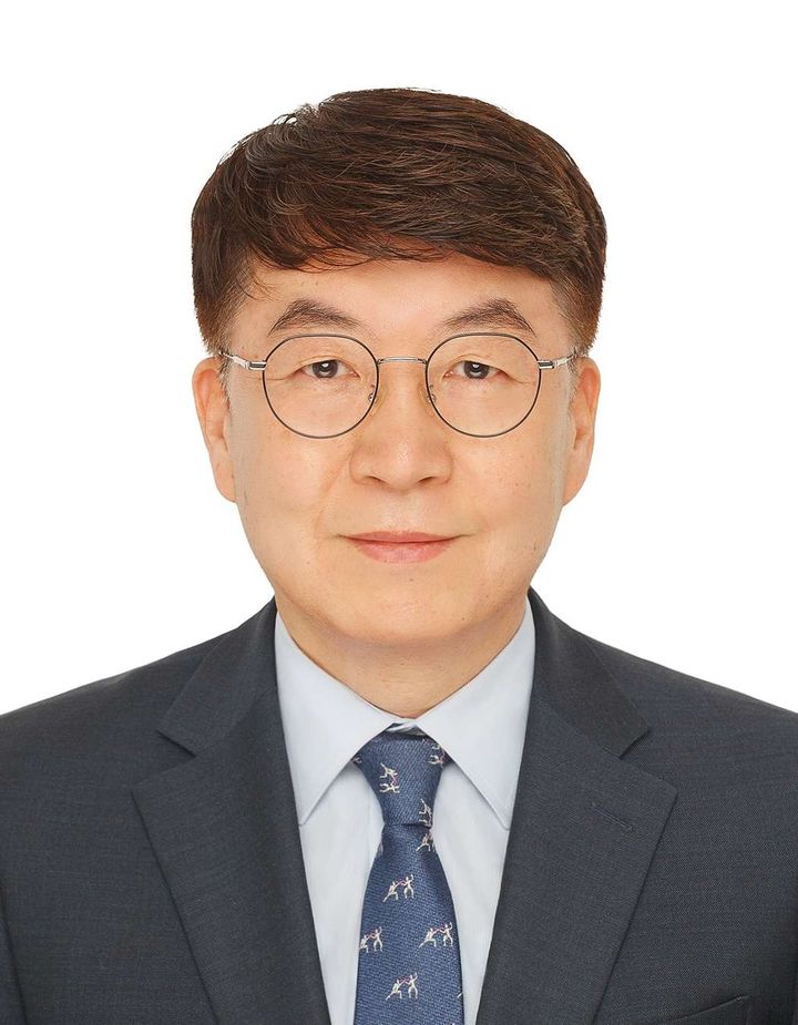 [서울=뉴시스] 임근구 신임 감사. (사진=예술위 제공) *재판매 및 DB 금지