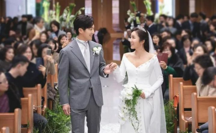 [서울=뉴시스] 이완과 이보미. (사진= 온라인 소셜미디어 캡처) 2026.10.28. photo@newsis.com *재판매 및 DB 금지