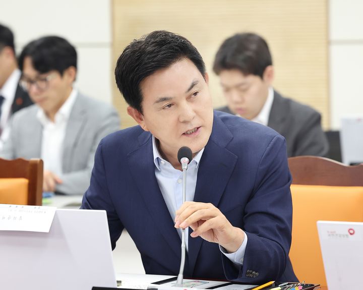 [양산=뉴시스] 안지율 기자 = 김태호 의원이 보건복지위원회 국정감사에서 양산부산대학교병원의 권역책임의료기관 추가 지정을 촉구하고 있다. (사진= 김태호 의원실 제공) 2026.10.28. photo@newsis.com *재판매 및 DB 금지