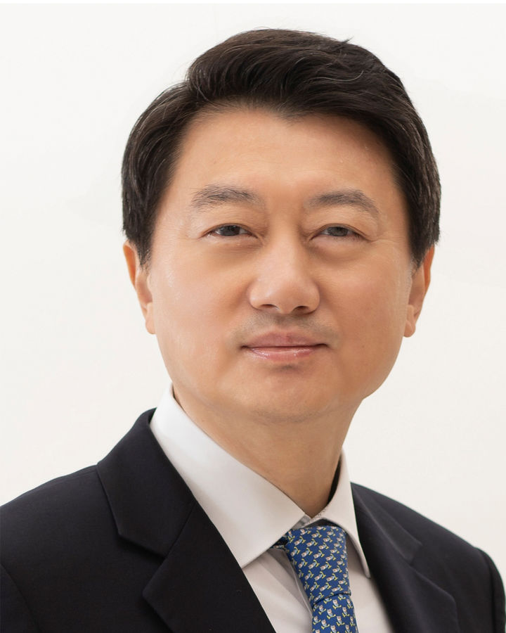 [서울=뉴시스]장호진 현대지에프홀딩스 대표이사 부회장. (사진=현대백화점 제공) *재판매 및 DB 금지