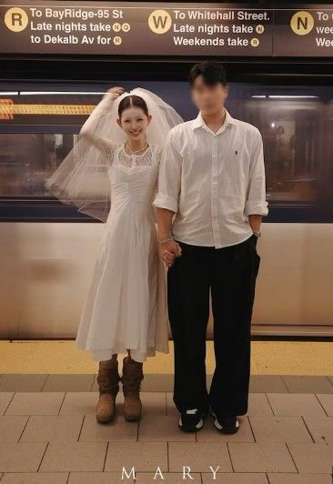 [서울=뉴시스] 최준희가 공개한 웨딩 스냅 사진 중 일부의 모습이다. (사진=최준희 SNS 캡처) 2026.10.29. photo@newsis.com *재판매 및 DB 금지