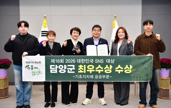  *재판매 및 DB 금지