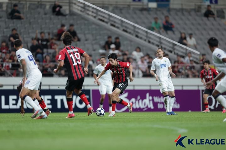 [서울=뉴시스] 프로축구 K리그1 FC서울의 손정범. (사진=한국프로축구연맹 제공)