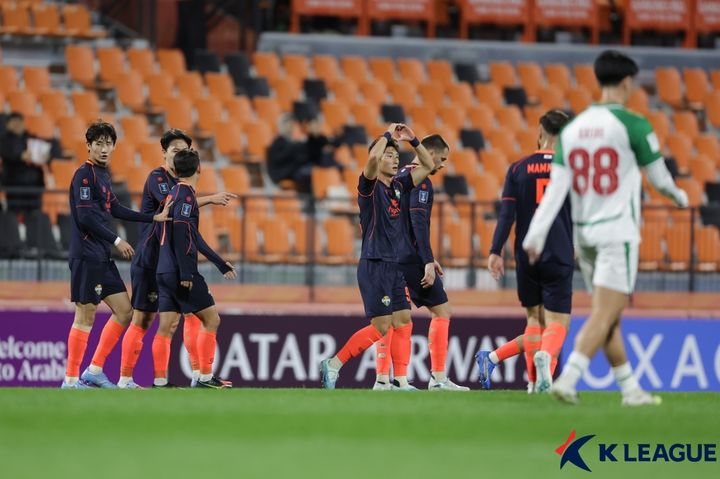 [서울=뉴시스] 프로축구 K리그1 강원FC의 최병찬. (사진=한국프로축구연맹 제공)