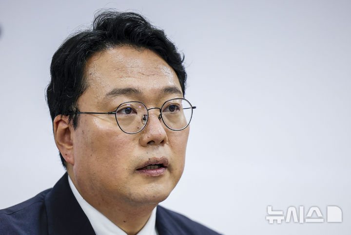 [서울=뉴시스] 정병혁 기자 = 천하람 개혁신당 원내대표가 29일 서울 여의도 국회에서 열린 비상대책위원회의에서 순천갑 출마 관련 발언을 하고 있다. 2026.10.29. jhope@newsis.com