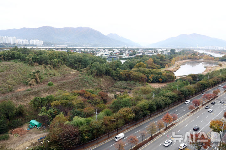 [하남=뉴시스] 고승민 기자 = 국토교통부가 29일 주택 신속 공급방안(8.13대책)의 후속조치로 수도권(경기도 김포시, 구리시, 하남시, 의정부시, 고양시) 신규택지 후보지 7.67만호를 발표했다. 사진은 이날 후보지 중 한 곳인 경기 하남미사 K-컬처지구 모습. 2026.10.29. kkssmm99@newsis.com