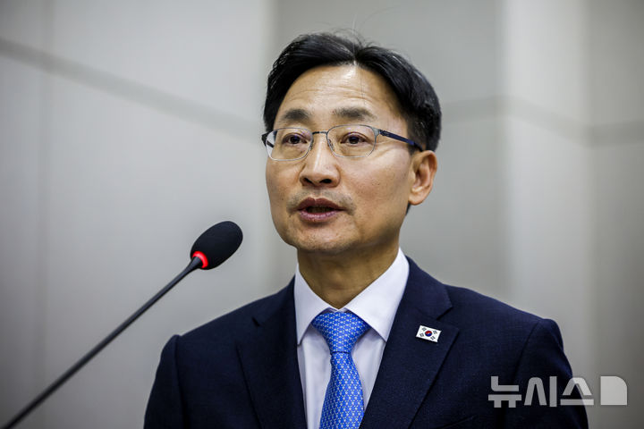 [서울=뉴시스] 정병혁 기자 = 임광현 대통령비서실장이 29일 서울 여의도 국회에서 열린 운영위원회의 대통령비서실 등에 대한 국정감사에서 인사말을 하고 있다. 2026.10.29. jhope@newsis.com