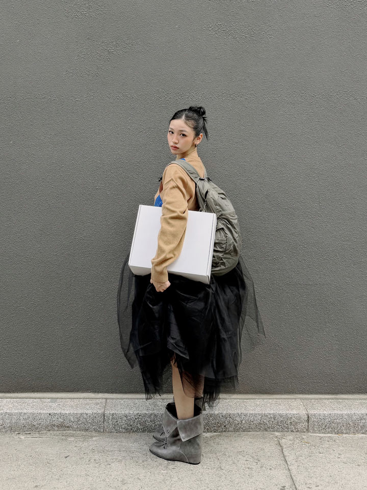 스텝웨어(STEPWEAR) 브랜드 야세(YASE)는 모델 겸 크리에이터 나야와시와의 두 번째 협업 컬렉션인 '3WAY 레더 웨지부츠' 2종을 패션 플랫폼 29CM에 단독 출시했다. *재판매 및 DB 금지